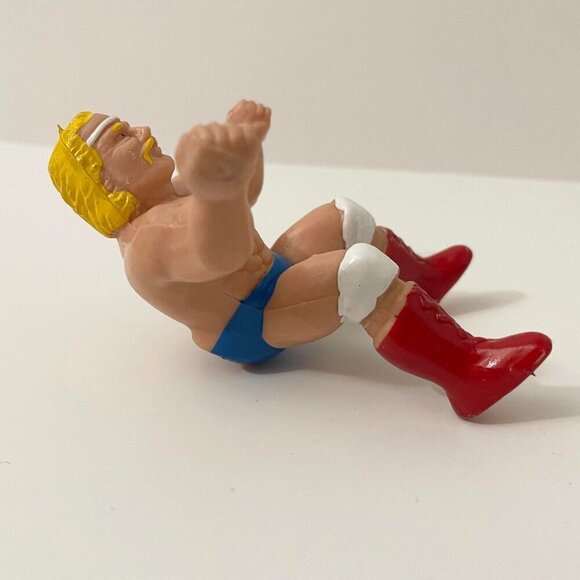 Vintage KO Thumb Wrestler Hulk Hogan WWF WCW Wrestling Toy - Picture 13 of 16
